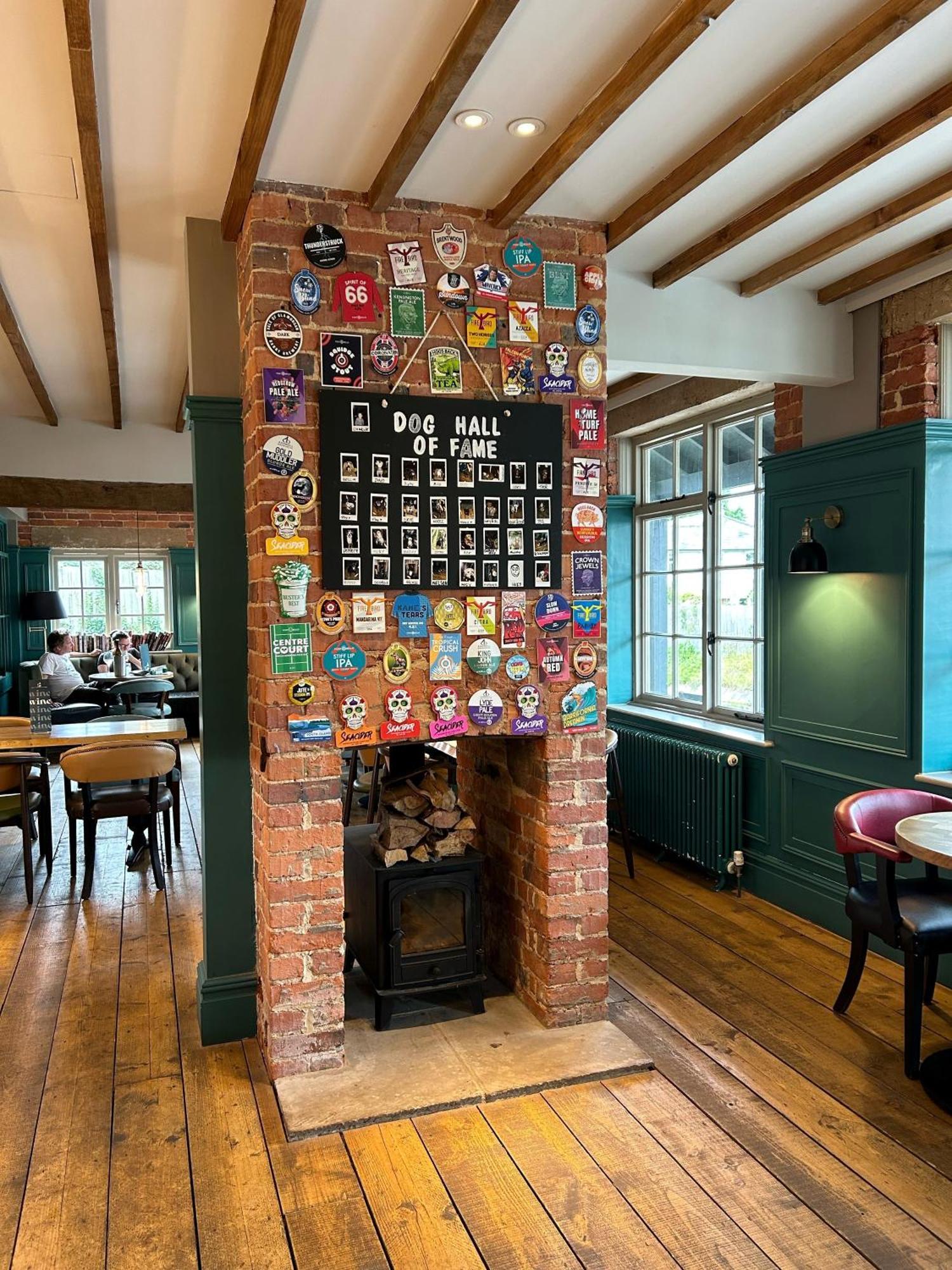 The Binsted Inn Alton  Exteriör bild